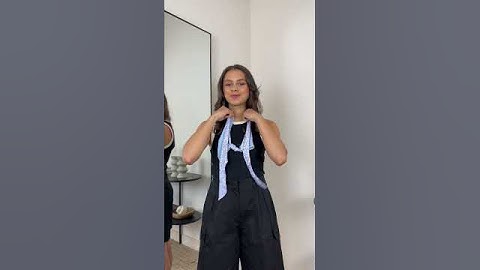 TURN BIKINI BOTTOMS INTO A PERFECT BIKINI TOP 😱👙 Save for later #fashionhacks #fashioninspo