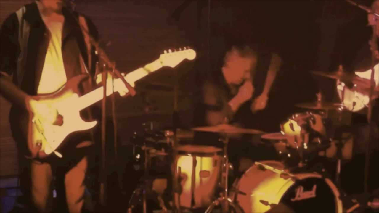 White Hot & Blue - Honk My Horn.mov