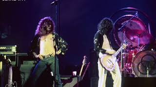 As requested by lawrence hartman. this is the lesser known of two 1975
seattle shows, but it still a very good performance from band.
soundbo...