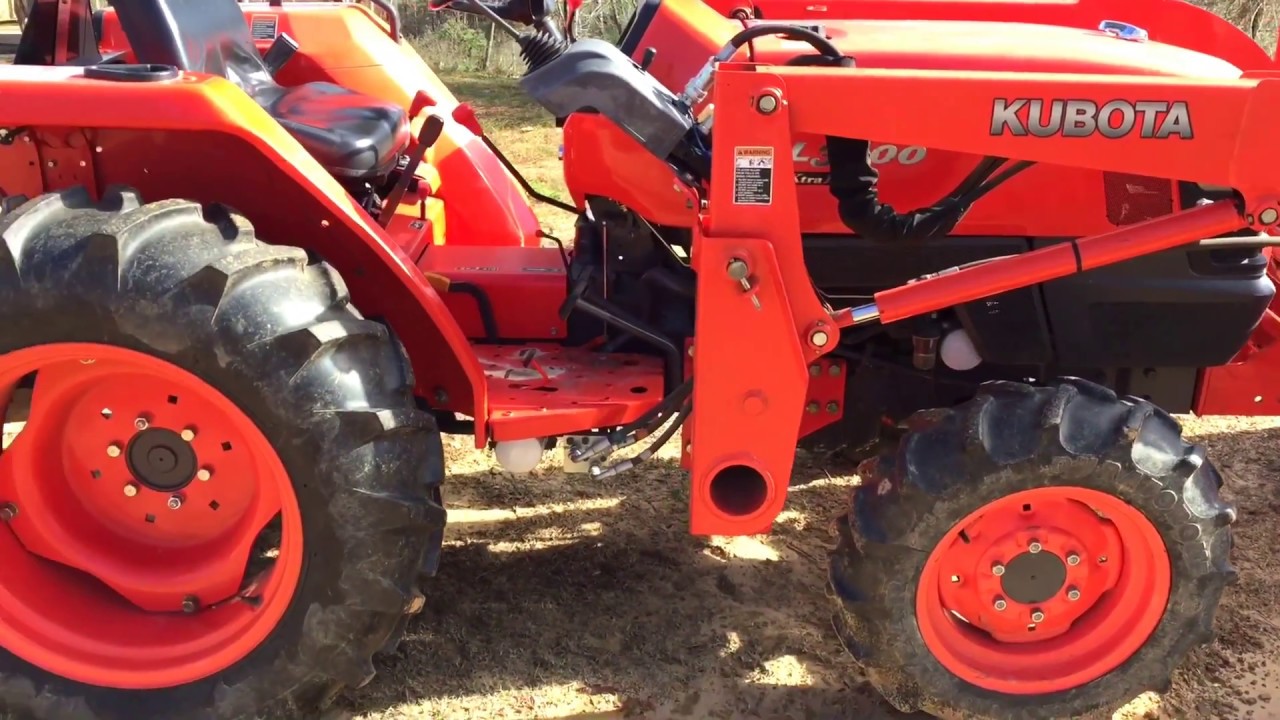 Kubota L3400 - YouTube