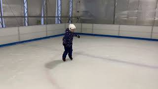 STAGE 4 Backward 2 foot slalom