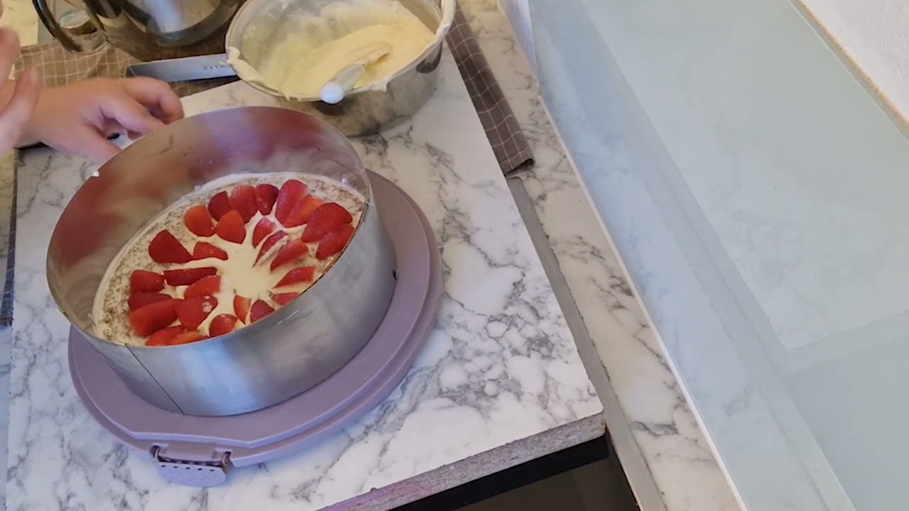 Erdbeere-  Eierlikör Torte