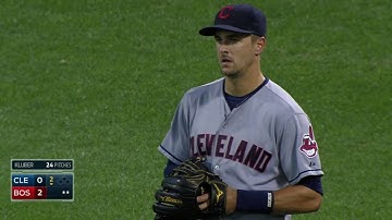 CLE@BOS: Chisenhall jumps to snag a deep fly ball