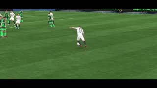 no soy bueno en este juego pero a tirar tiros libres ando bastante bien