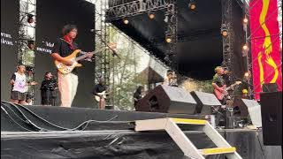 Efek Rumah Kaca - Bersemi Sekebun (Live at Synchronize Festival, Jakarta 5/10/2025)