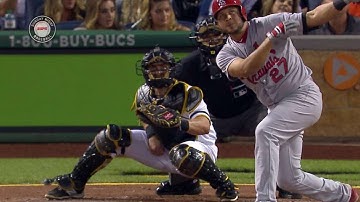 STL@PIT: Peralta ties game at 2 with solo shot in 3rd