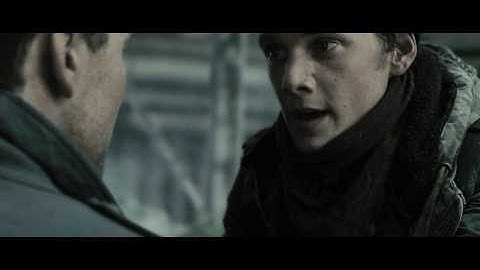 Terminator Salvation - Clip "T600 Attack" [HD]