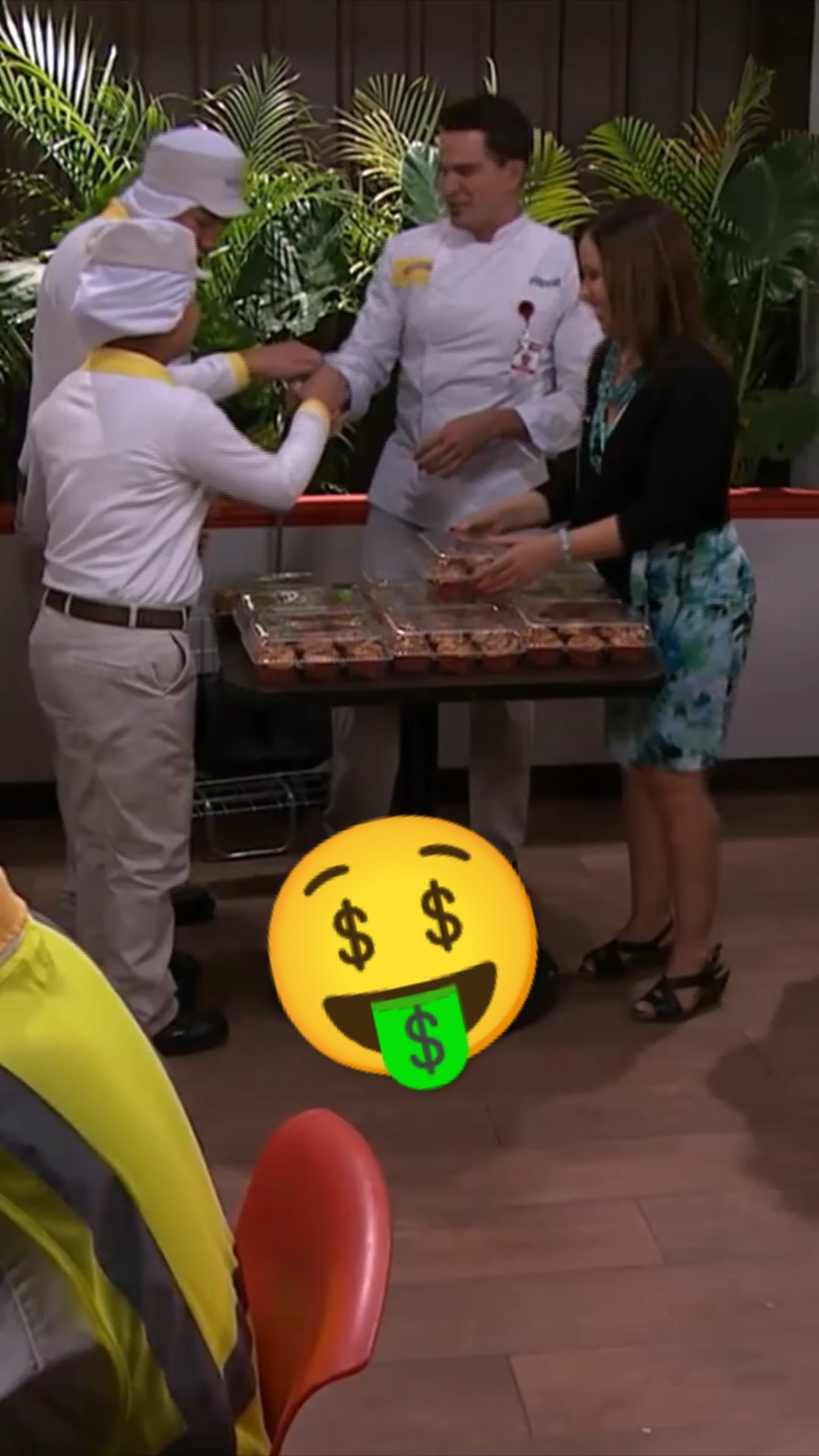 Cuando mi vecina decide emprender ? #hastaelfindelmundo #tlnovelas