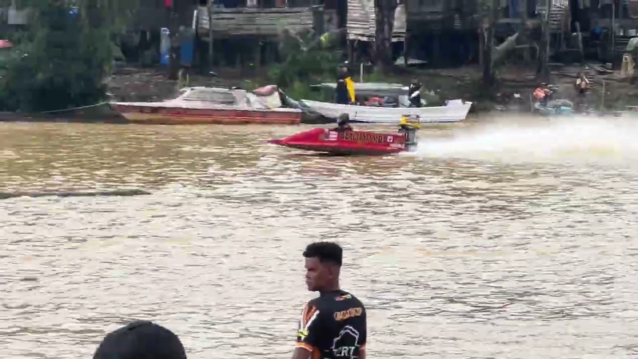 Tatau powerboat 2025: 30HP 3Cyl tunnel heat 2