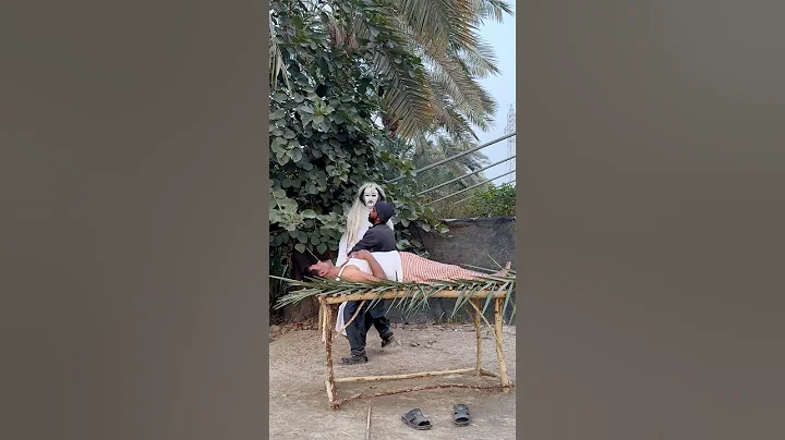 Ghost Filter Prank on my Friend! His reaction is priceless #shorts #funny #scary #prank