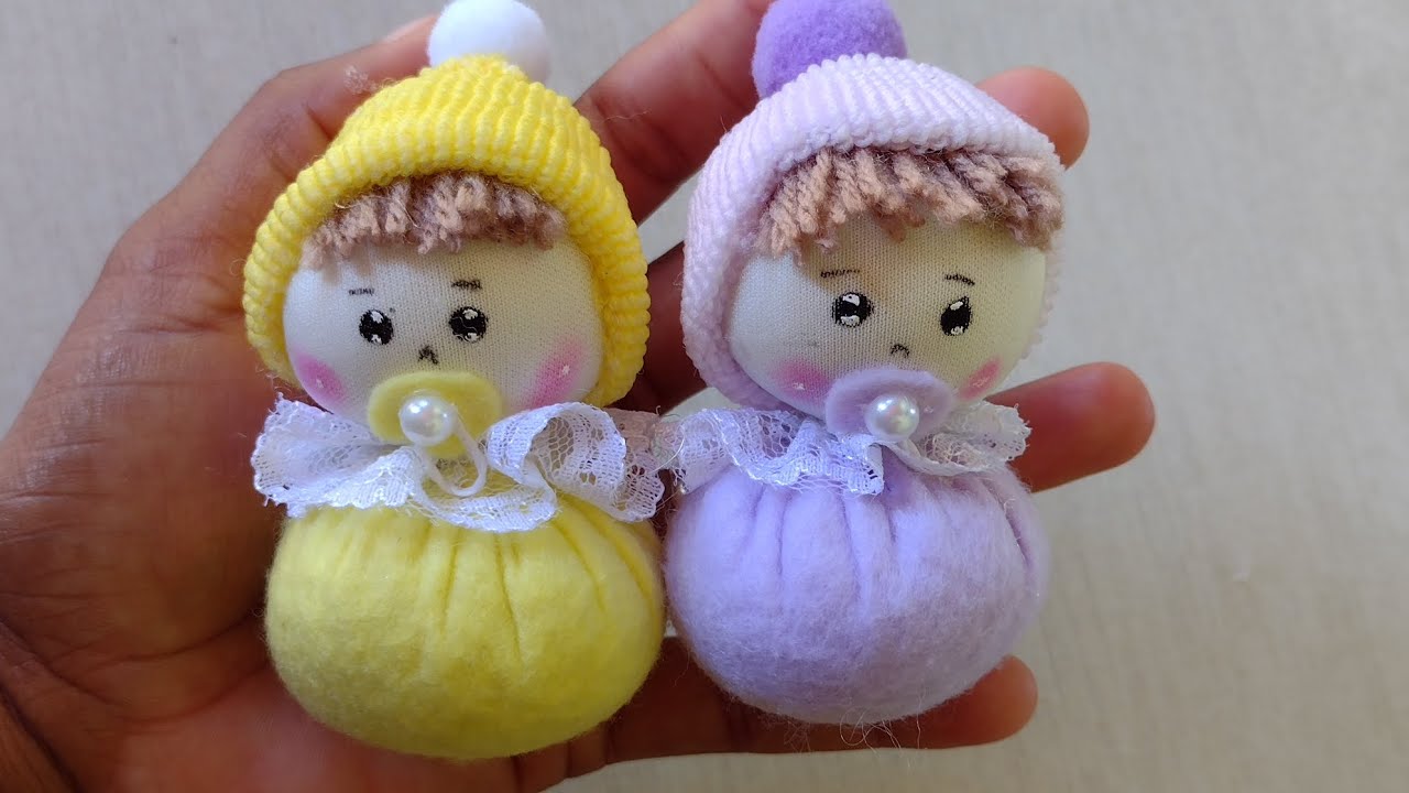 idéia de lembrancinha feita com feltro e xuxinha! Idéia para iniciantes