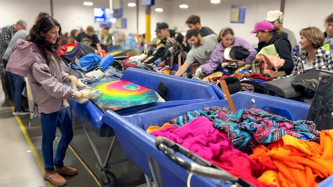 I HAD NO IDEA HE WOULD BE THIS EXCITED ABOUT WHAT I FOUND! | Thrifting for Resale