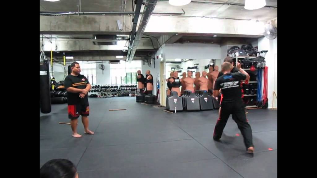 Ernesto Presas IPMAF Kombatan Arnis Singapore - GM Ernesto Presas Jnr - YouTube