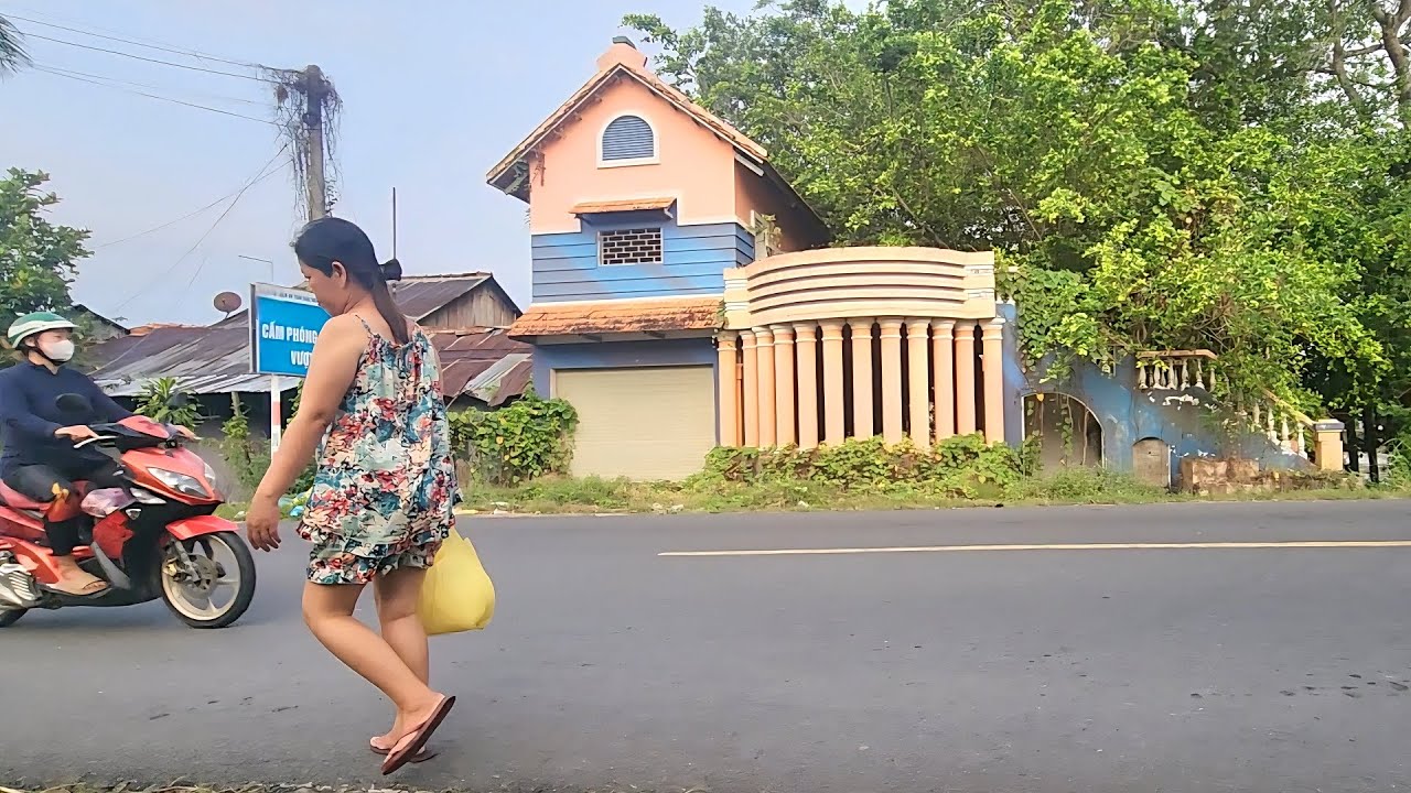 Ngôi nhà của đại gia xây lên không ở bỏ hoang 