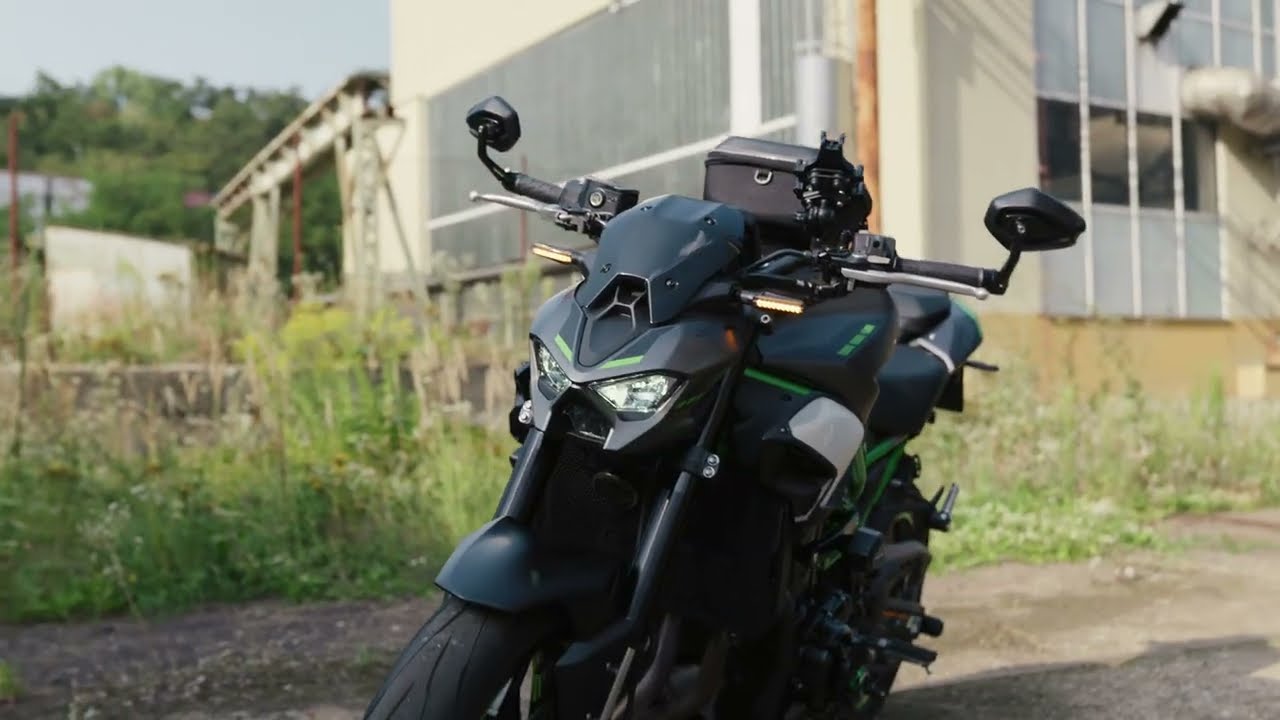 Kawasaki Z900 2025-2026 SEFIS Moto - YouTube