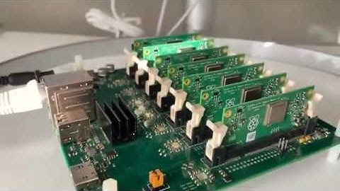 Raspberry Pi cluster temperature DaemonSet application