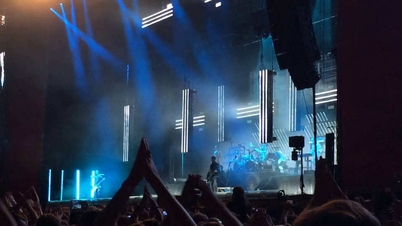 Rammstein - "Stripped" (19.06.2016 MAXIDROM "Otkritie Arena" Stadium Moscow, Russia) HD adlı videoyu YouTube'da izle Rammstein - "Stripped" (19.06.2016 MAXIDROM "Otkritie Arena" Stadium Moscow, Russia) HD adlı videoyu YouTube'da izle