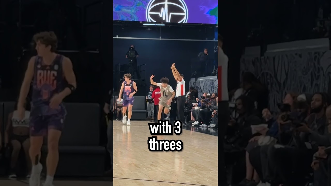 Лучший 15-летний разыгрывающий защитник...