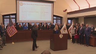 'Keep the Bears in Illinois': Arlington Heights leaders discuss proposed Bears' stadium site