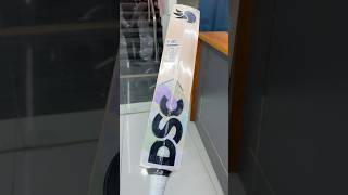 Supreme English Willow Cricket Bat - DSC Cynos 5050 ( 1070 GM , 19 Grains ) #cricket #dsc #willow