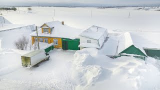 A lot of snow fell in Russia. One day in the life of Tatars in the village