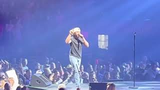 Thomas Rhett Look What God Gave Her  T-Mobile Center Kansas City Missouri