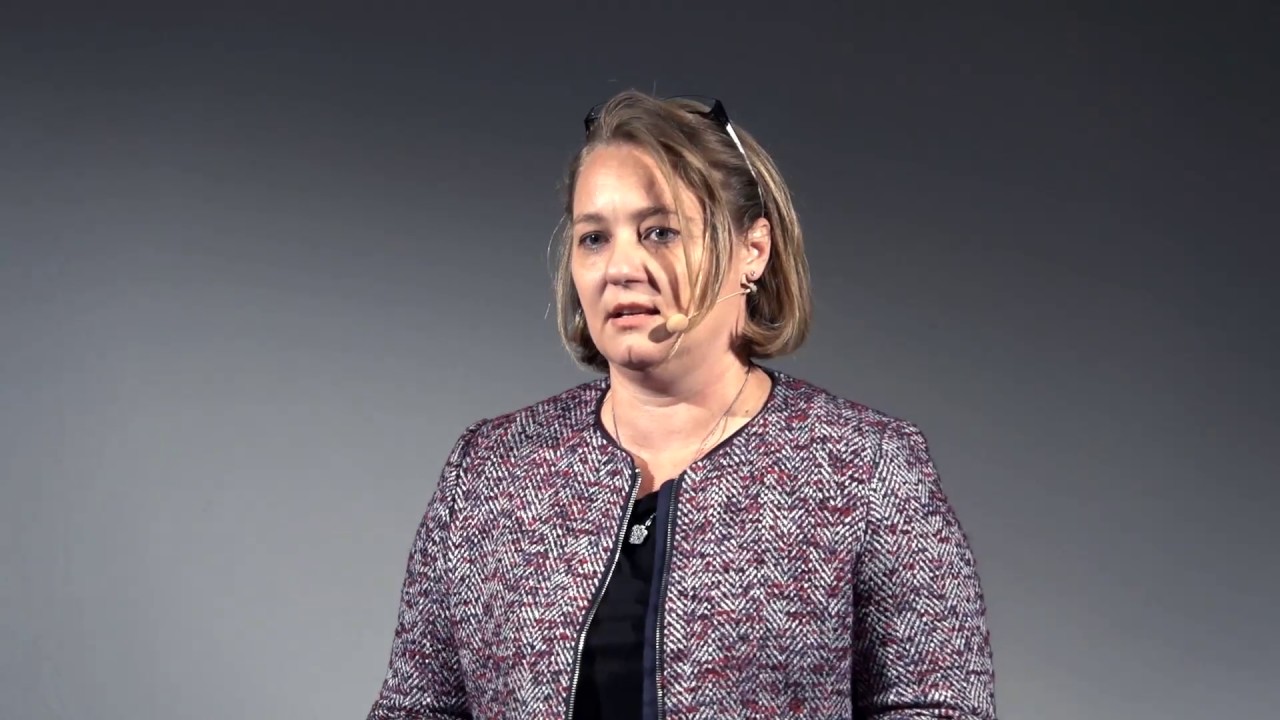 Blockchain: a technology to transcend time | Leanne Kemp | TEDxBrusselsWomen