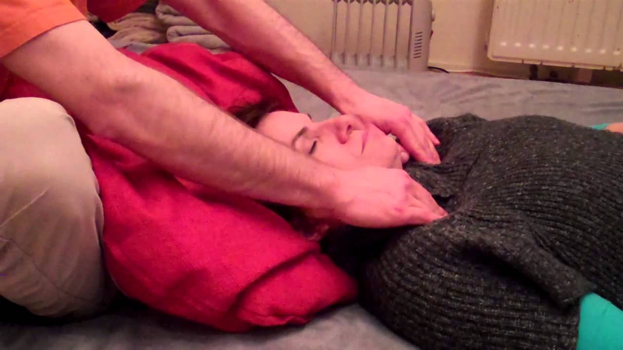 4 Borstspieren massage - Gratis cursus Partnermassage MassageProfessionals