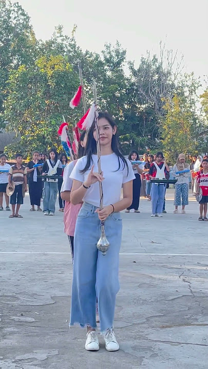 Latihan ATRAKSI Drumband Keren dan Mayoret Cantik #shortsviral #drumband #mayoretcantik #nonamanis