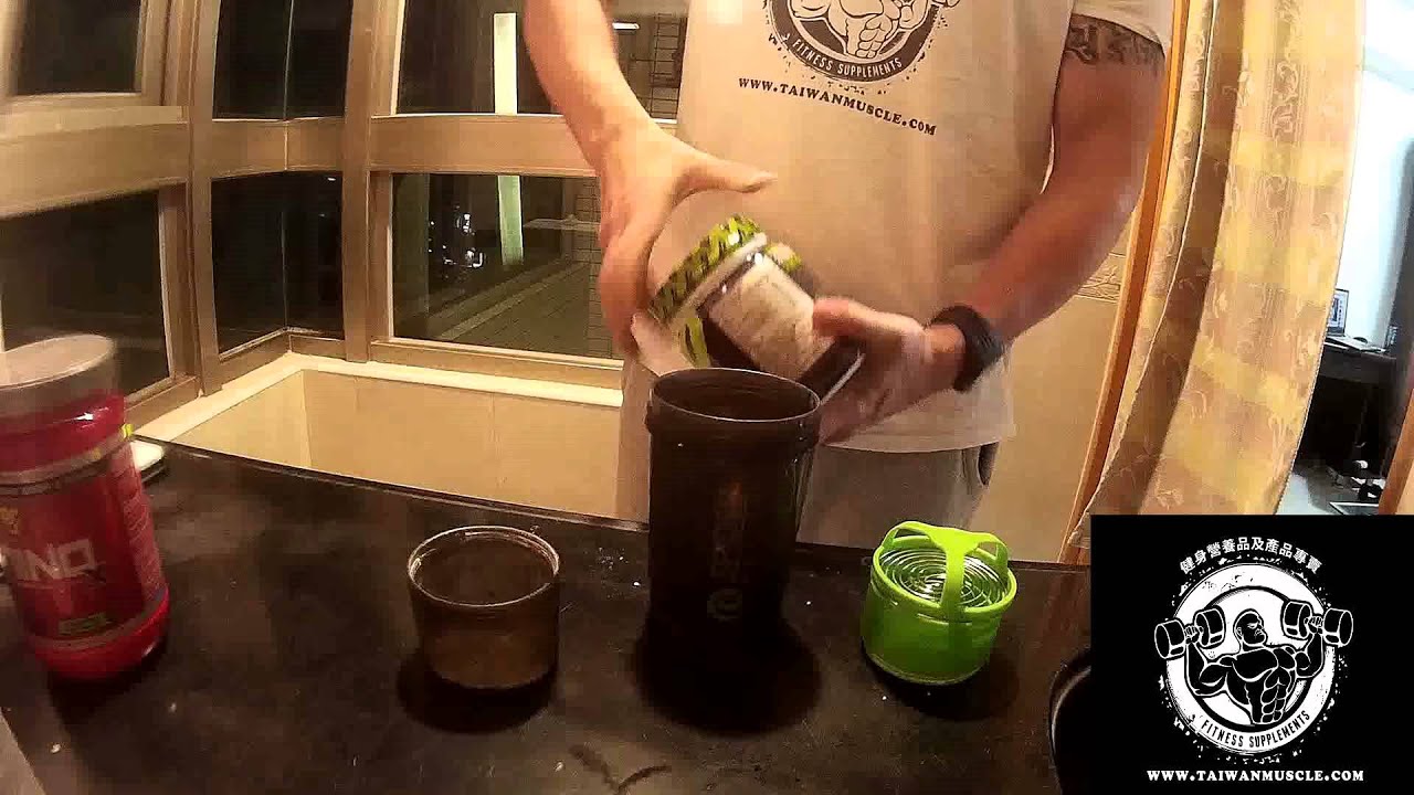 Pre workout Assault Muscle Pharm & post workout Amino X BSN