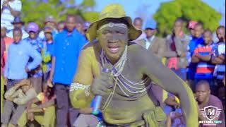 MADEBE JINASA ft LUNG'WECHA MWANITULI_wakiwa live(directedy by mayamba)