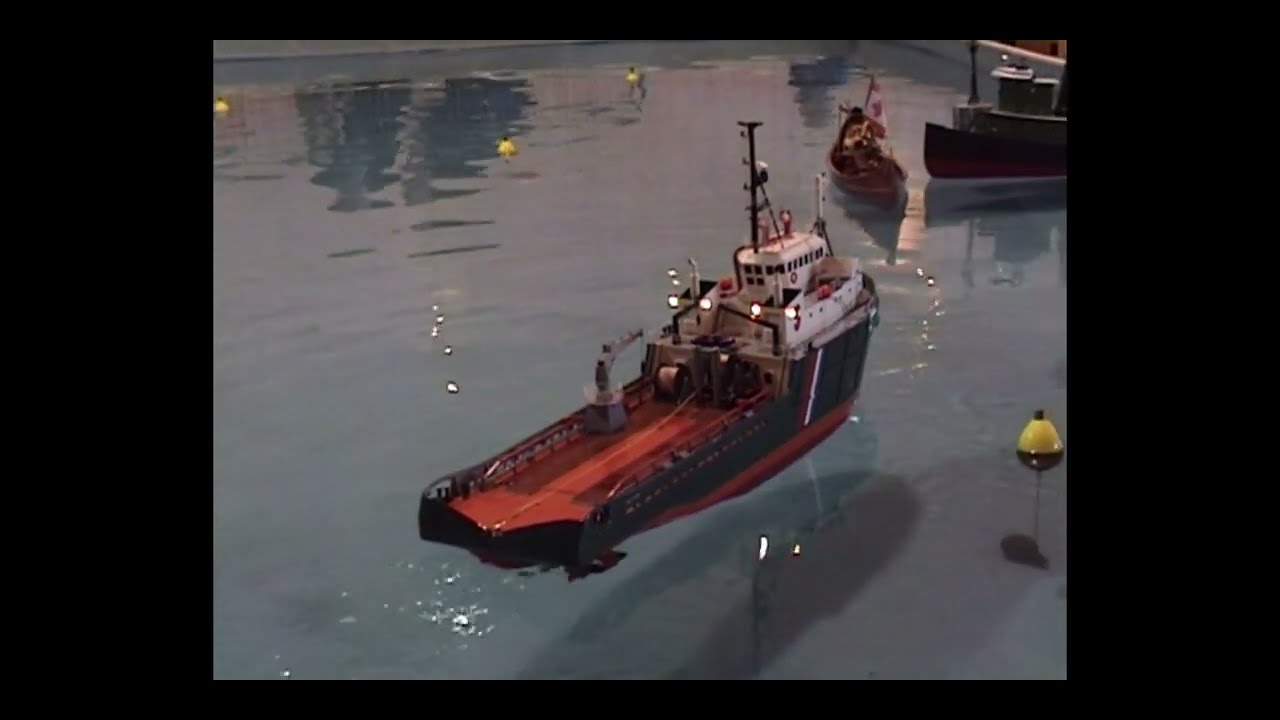 Remorqueur Alcyon UT 711