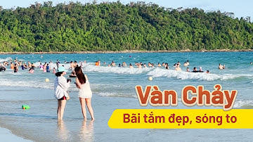 Vàn Chảy - Bãi tắm đẹp, sóng to, nhộn nhịp nhất Cô Tô | Bạch Hoàng Travel
