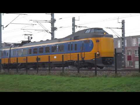 icmm 4042 komt als sprinter naar tiel door houten castellum