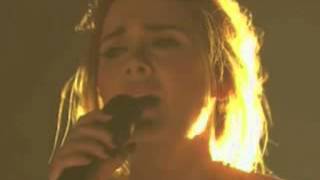 Adele Explains Audio Issues During Grammys 2016 Performance
