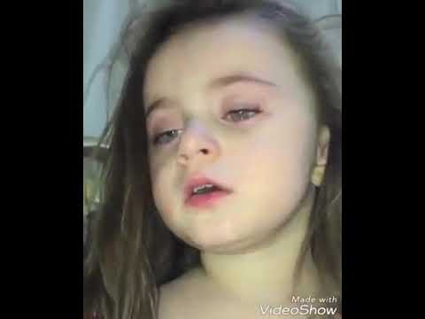 نهاري اتخيل طيفك وبليلي حالف ما انام