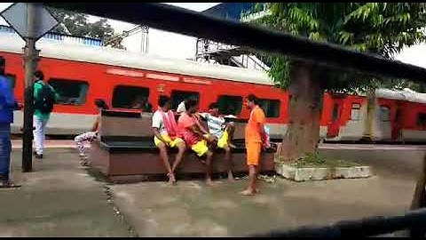 Howrah rajdhani overtaking coalfield