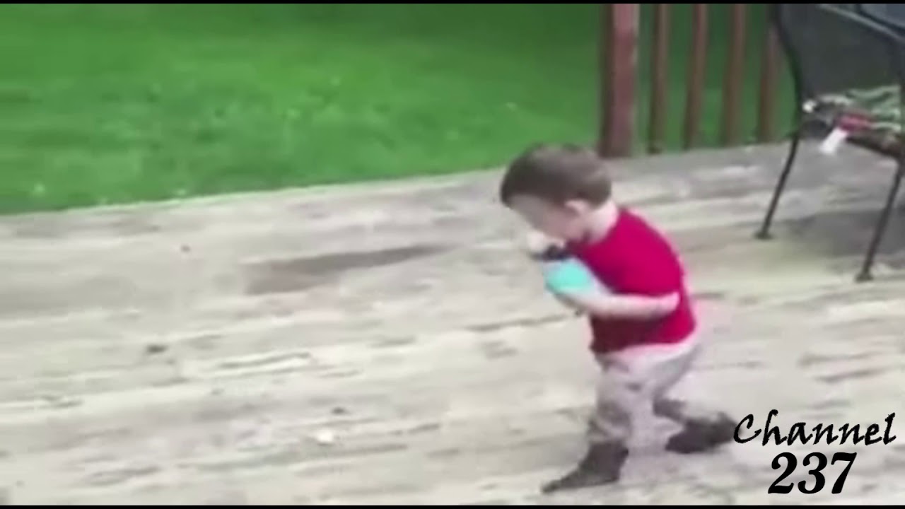 How fixing bugs in my code looks like - YouTube