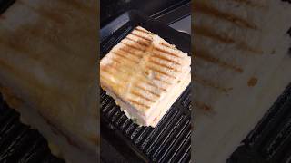 Grilled Chicken And Cheese Sandwich | 2 min lunch recipes #shorts #viral  #short