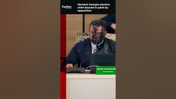Moment Georgia election chief got doused in paint 😱 #pray #news #fyp