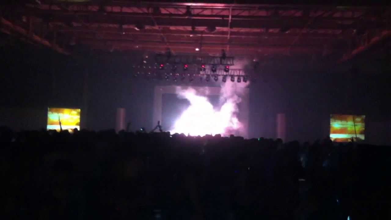 UP JMA ADHOC SEEK AVIDITY DJ ACE RAMOS INTRO WITH MC PAO