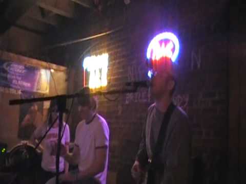 "Goddamn Lonely Love" (Drive-By Truckers) cover- B...