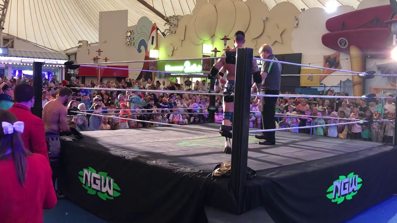 Lucas Steel (w/ Nathan Cruz) Vs Adam 'Flex' Maxted. NGW Butlins Skegness. 30/07/2018