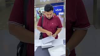 Ipad 10th Generation? Latest version 2023 ? Silver colour/ 256gb Storage ? coustomer unboxing video