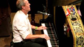 Video thumbnail of "Hugh Laurie ~ Swanee River"