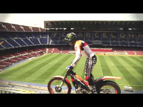 Toni Bou, exhibición en el Camp Nou