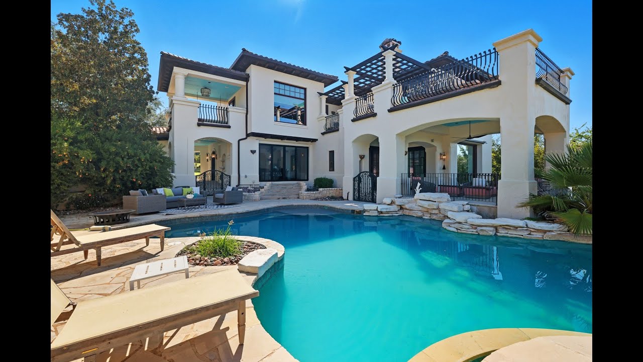 203 Bella Riva | Lake Travis Waterfront + Private Boat Slip