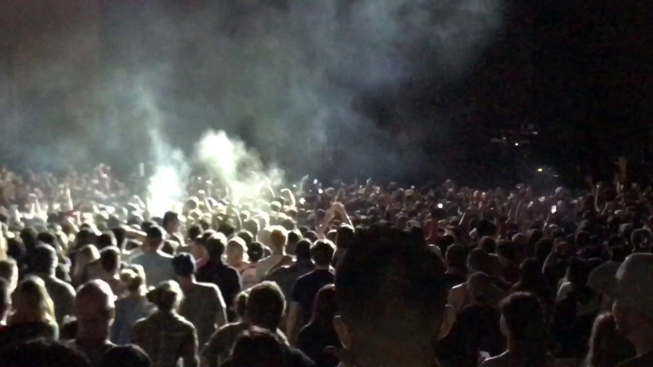 Mesa Rapper Magnificent Coloring World Tour - Chance The Rapper - Mesa, AZ 2016 ...