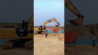 #excavator #tranding #shorts  #viral #vidio #operator #life  #poclain machine #youtube shorts