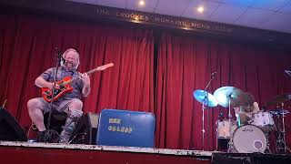 Richard Dawson - Juniper Berries Float Down The Stream & Black Dog in the Sky (Live)